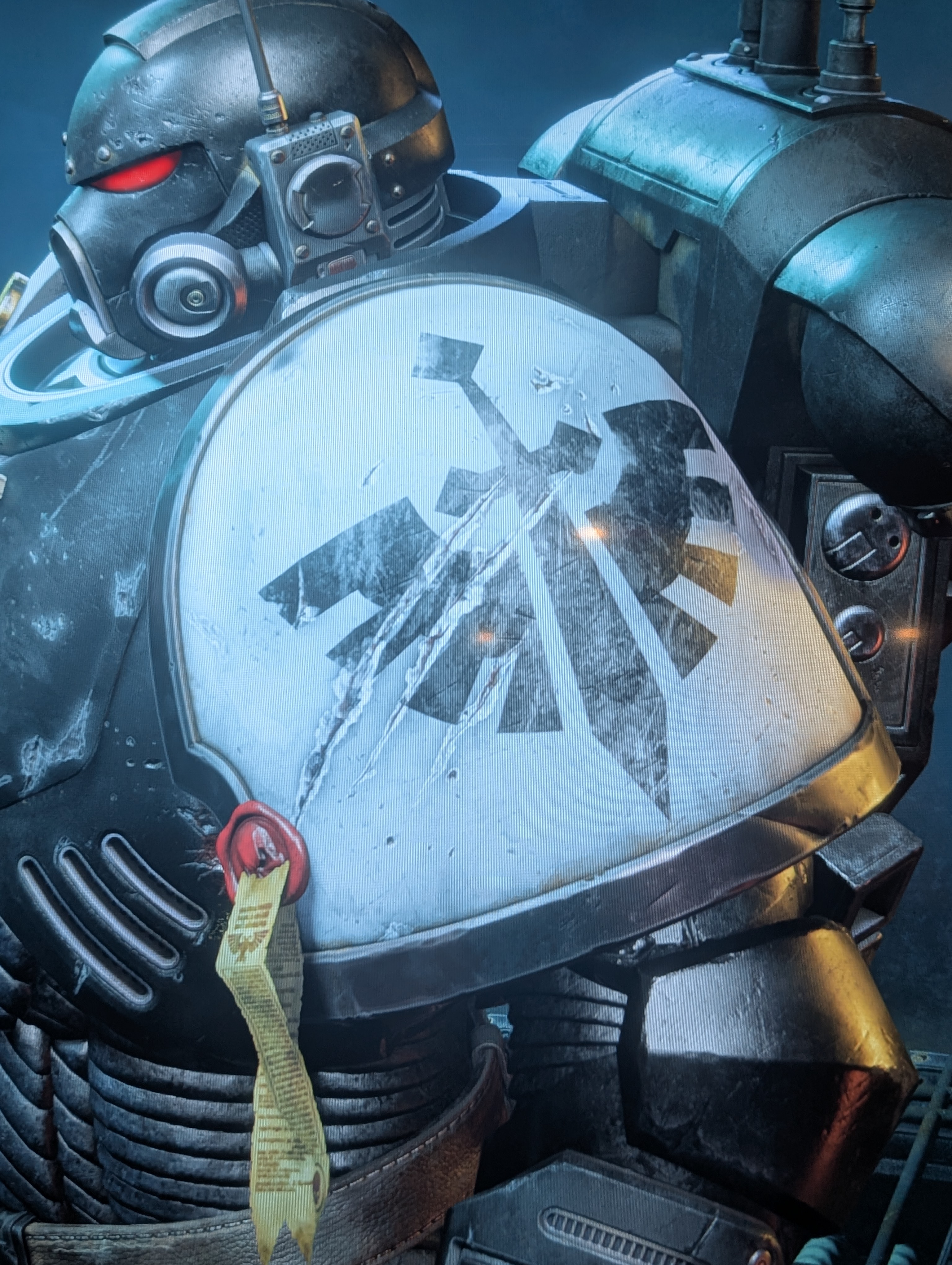 Shoulder emblem black correction - Space Marine 2